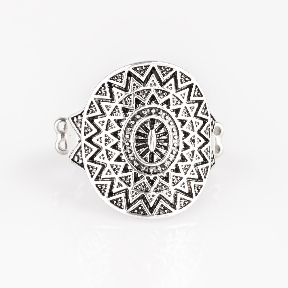 NWT PAPARAZZI Ring